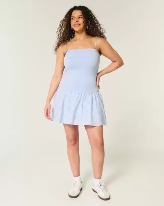 Mini abito in maglia senza spalline con vita bassa