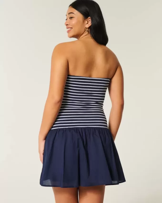 Mini abito in maglia senza spalline con vita bassa