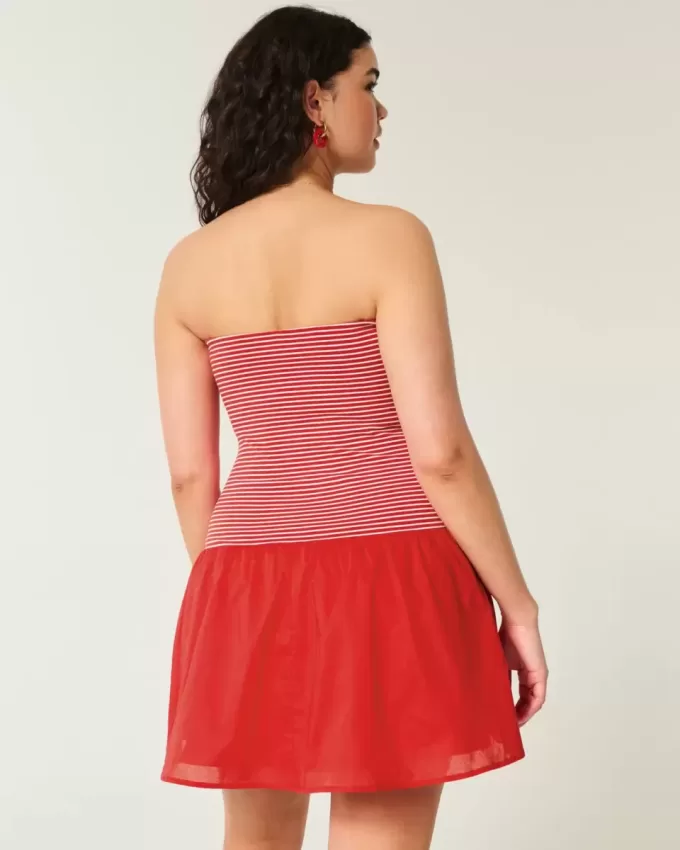 Mini abito in maglia senza spalline con vita bassa