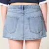 Mini gonna-pantalone in denim con applicazione a stella e lavaggio medio a vita bassa
