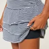 Mini gonna-pantalone in maglia con volant Mini gonna-pantalone in maglia con volant