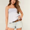 Mini shorts in denim chiaro a vita bassa