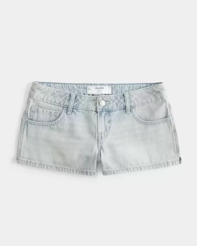 Mini shorts in denim chiaro a vita bassa