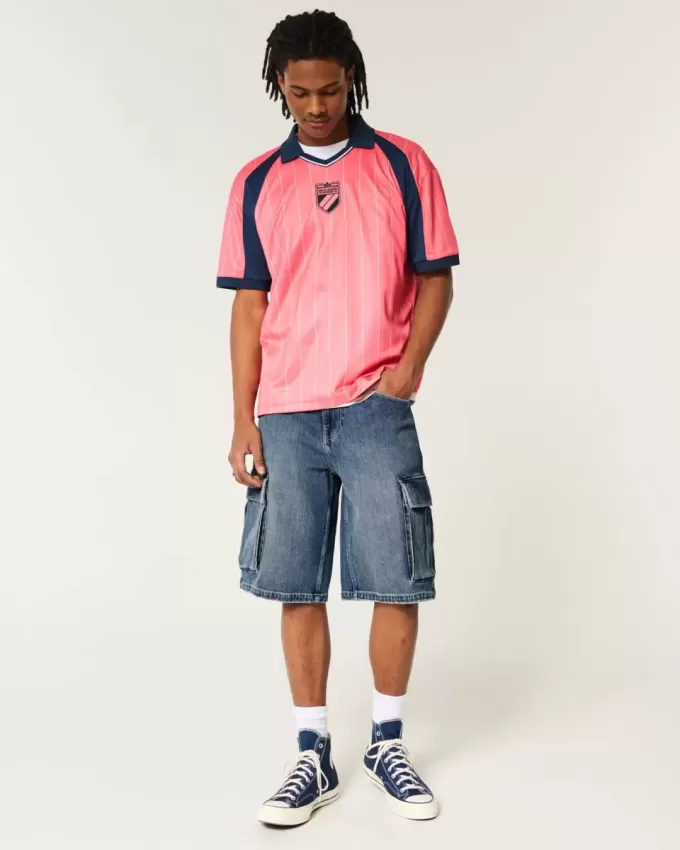 Pantaloncini cargo in denim super larghi con lavaggio medio