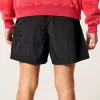 Pantaloncini da calcio larghi a metà coscia