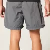 Pantaloncini da calcio larghi a metà coscia