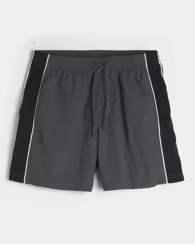 Pantaloncini da calcio larghi a metà coscia