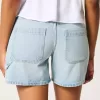 Pantaloncini da carpentiere larghi in denim chiaro a vita bassa da 5″ Pantaloncini da carpentiere larghi in denim chiaro a vita bassa da 5″
