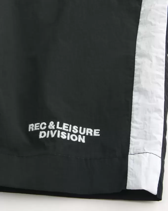 Pantaloncini da tuta in nylon sopra il ginocchio