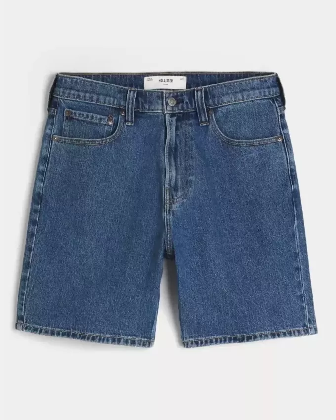 Pantaloncini di jeans larghi sopra il ginocchio