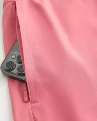Pantaloncini ibridi attivi a metà coscia