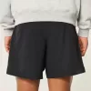 Pantaloncini ibridi attivi a metà coscia