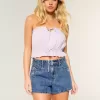 Pantaloncini in denim a trapezio con ricamo floreale e vita alta, lavaggio medio Pantaloncini in denim a trapezio con ricamo floreale e vita alta, lavaggio medio
