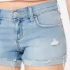 Pantaloncini in denim chiaro effetto used a vita bassa Pantaloncini in denim chiaro effetto used a vita bassa