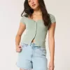 Pantaloncini in denim leggero e rilassato a vita alta Curvy da 5″ Pantaloncini in denim leggero e rilassato a vita alta Curvy da 5″