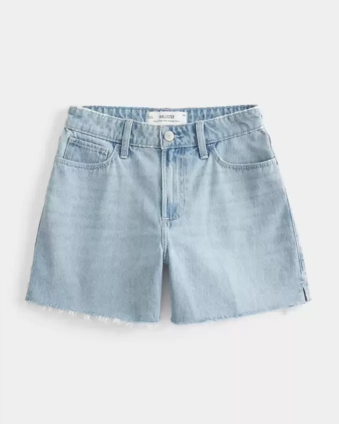 Pantaloncini in denim leggero e rilassato a vita alta Curvy da 5″ Pantaloncini in denim leggero e rilassato a vita alta Curvy da 5″