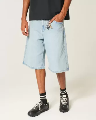 Pantaloncini in denim super larghi con decorazioni lavaggio chiaro