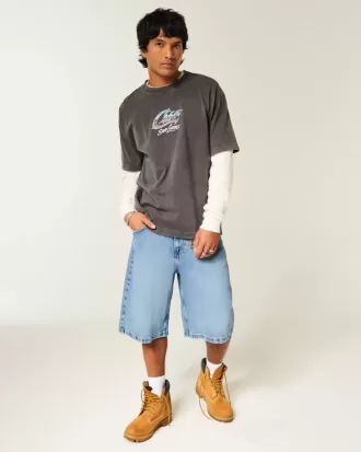 Pantaloncini in denim super larghi con grafica a teschio
