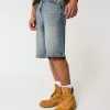 Pantaloncini in denim super larghi Taz Graphic Medium Wash