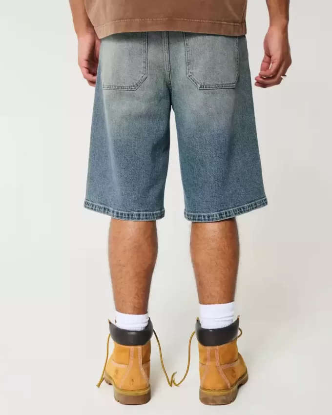 Pantaloncini in denim super larghi Taz Graphic Medium Wash
