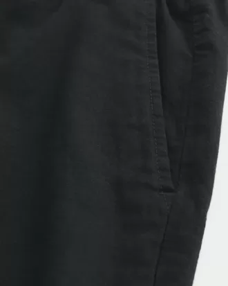 Pantaloncini in misto lino a metà coscia