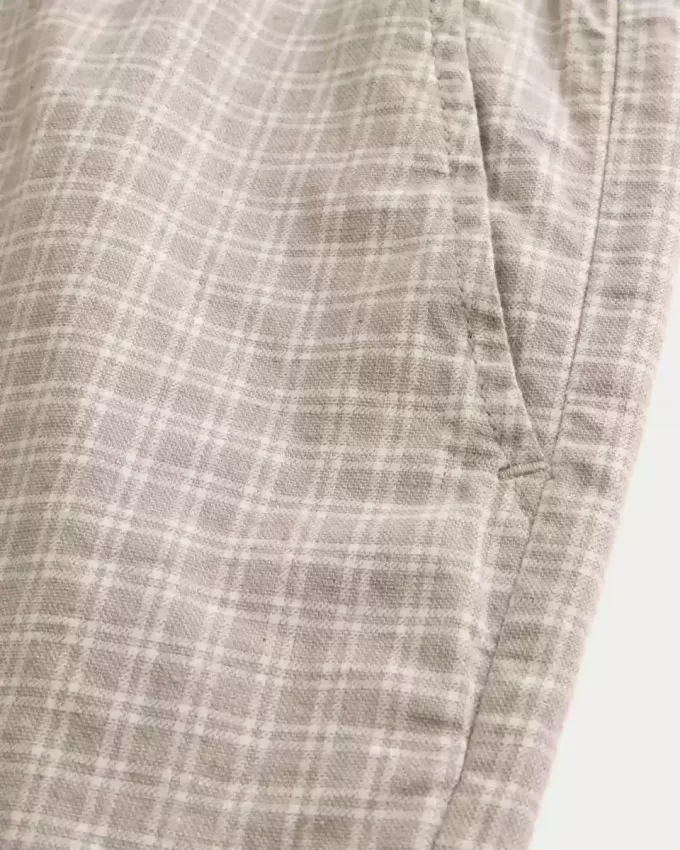 Pantaloncini in misto lino a metà coscia