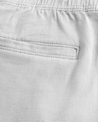 Pantaloncini in misto lino sopra il ginocchio