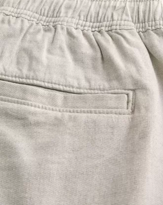 Pantaloncini in misto lino sopra il ginocchio