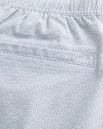 Pantaloncini in misto lino sopra il ginocchio