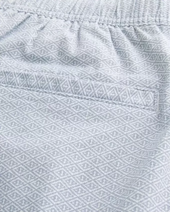 Pantaloncini in misto lino sopra il ginocchio