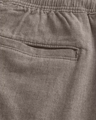 Pantaloncini in misto lino sopra il ginocchio