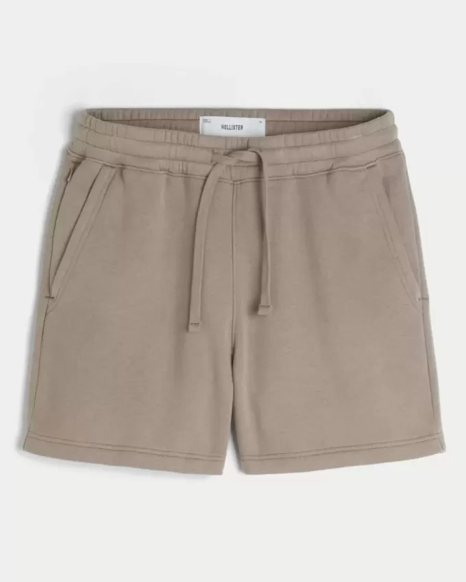 Pantaloncini in pile a metà coscia