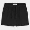 Pantaloncini in pile a metà coscia