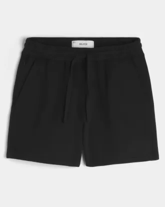 Pantaloncini in pile a metà coscia