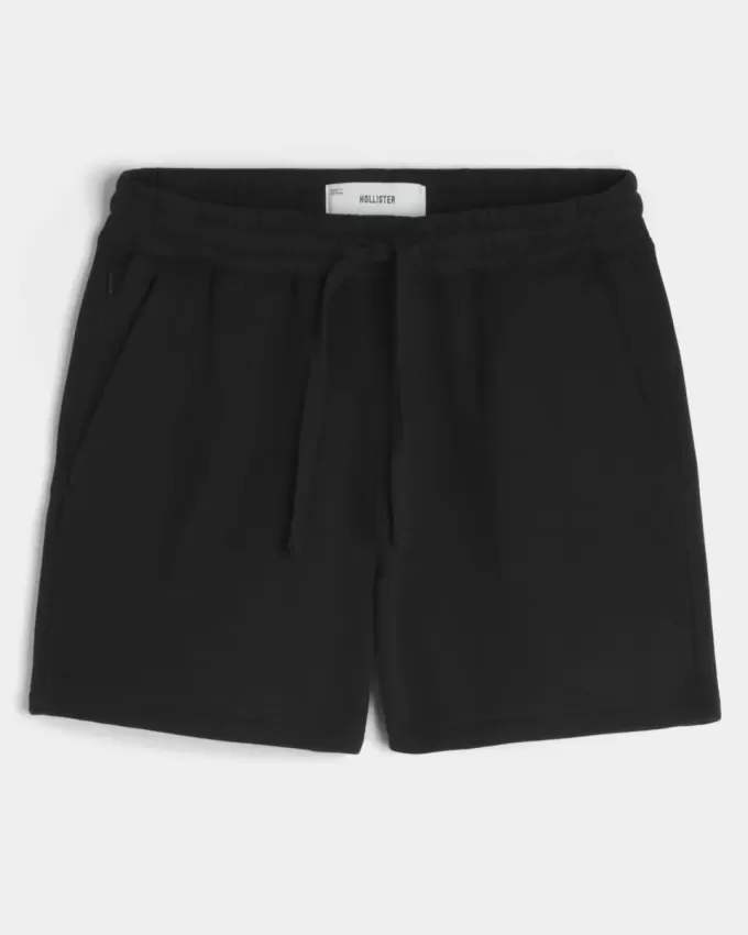 Pantaloncini in pile a metà coscia