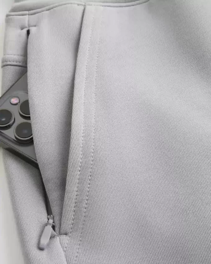 Pantaloncini in pile rinfrescanti a metà coscia