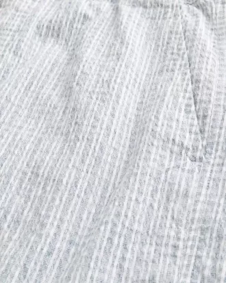 Pantaloncini in seersucker misto lino a metà coscia