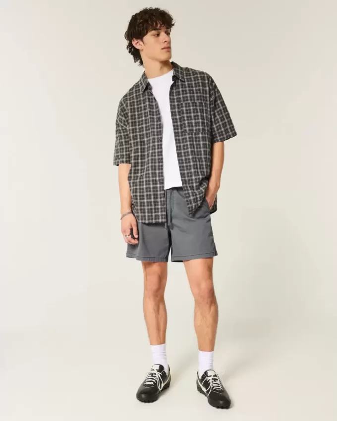 Pantaloncini in twill a metà coscia