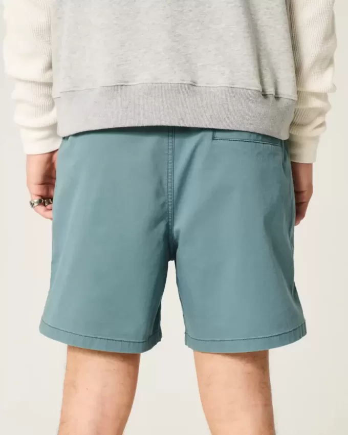 Pantaloncini in twill a metà coscia