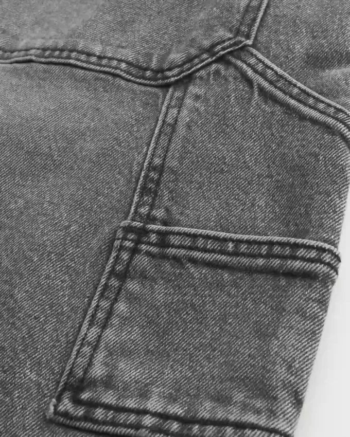 Pantaloncini larghi da pittore in denim nero lavato