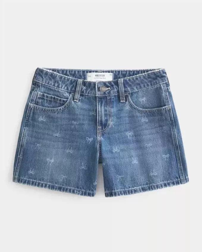 Pantaloncini larghi in denim a vita bassa con motivo a fiocco Pantaloncini larghi in denim a vita bassa con motivo a fiocco