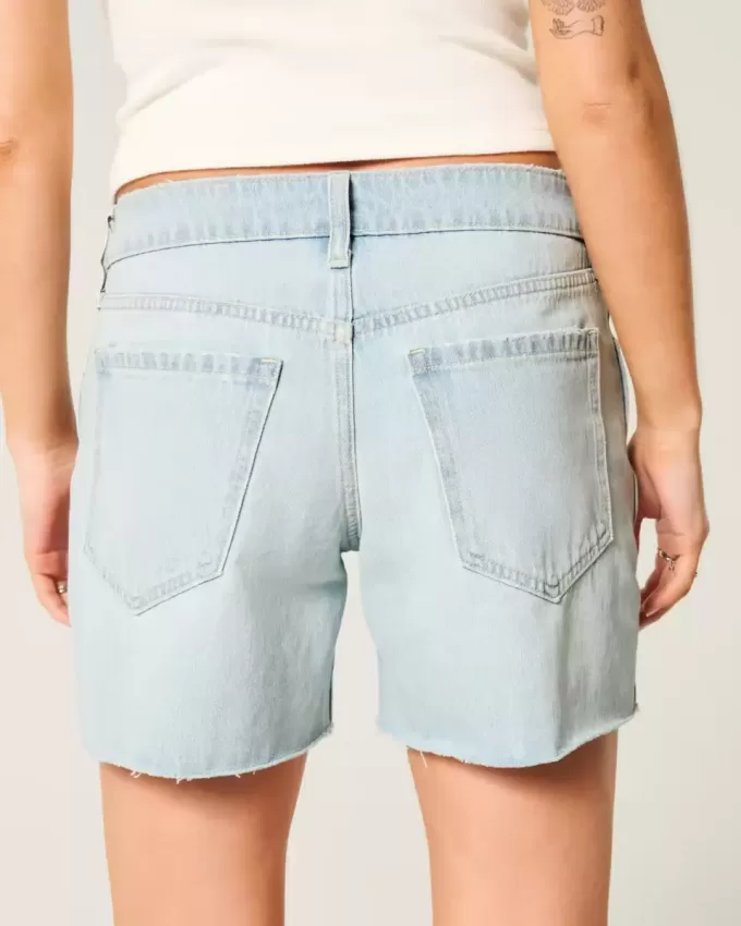 Pantaloncini larghi in denim chiaro a vita bassa da 5″ Pantaloncini larghi in denim chiaro a vita bassa da 5″