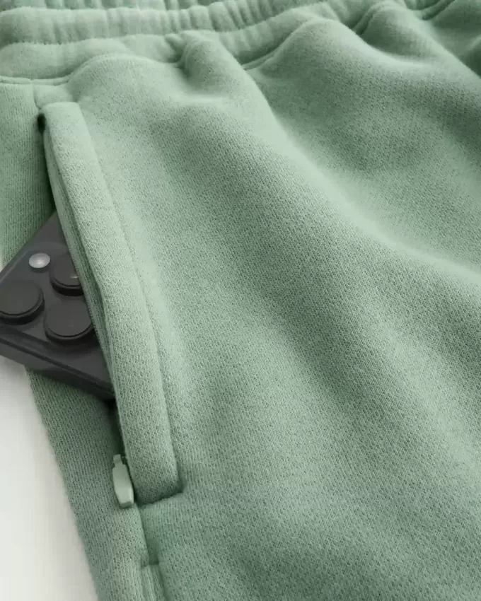 Pantaloncini larghi in pile a metà coscia