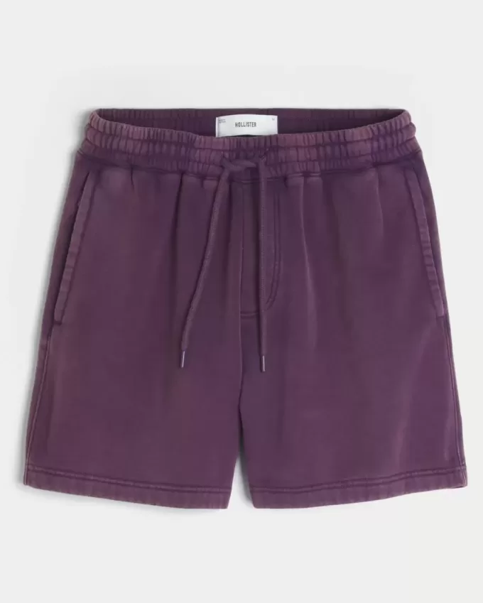 Pantaloncini larghi in pile sopra il ginocchio
