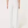 Pantaloni a gamba larga in pile con grafica NYC Pantaloni a gamba larga in pile con grafica NYC