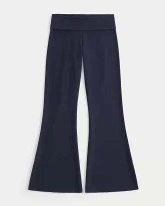 Pantaloni a zampa con vita ripiegata e grafica Aloha