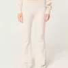Pantaloni a zampa in maglia con risvolto in vita Gilly Hicks Pantaloni a zampa in maglia con risvolto in vita Gilly Hicks