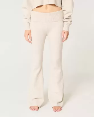 Pantaloni a zampa in maglia con risvolto in vita Gilly Hicks