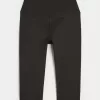 Pantaloni Capri Active Recharge di Gilly Hicks