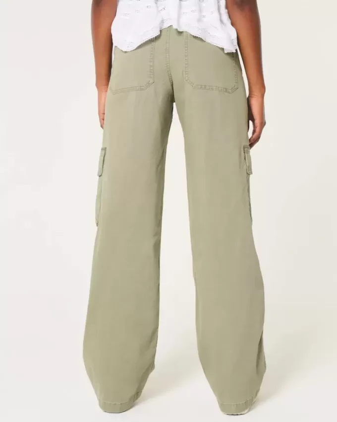 Pantaloni cargo larghi a vita bassa